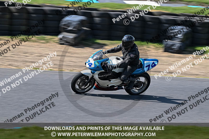 enduro digital images;event digital images;eventdigitalimages;lydden hill;lydden no limits trackday;lydden photographs;lydden trackday photographs;no limits trackdays;peter wileman photography;racing digital images;trackday digital images;trackday photos